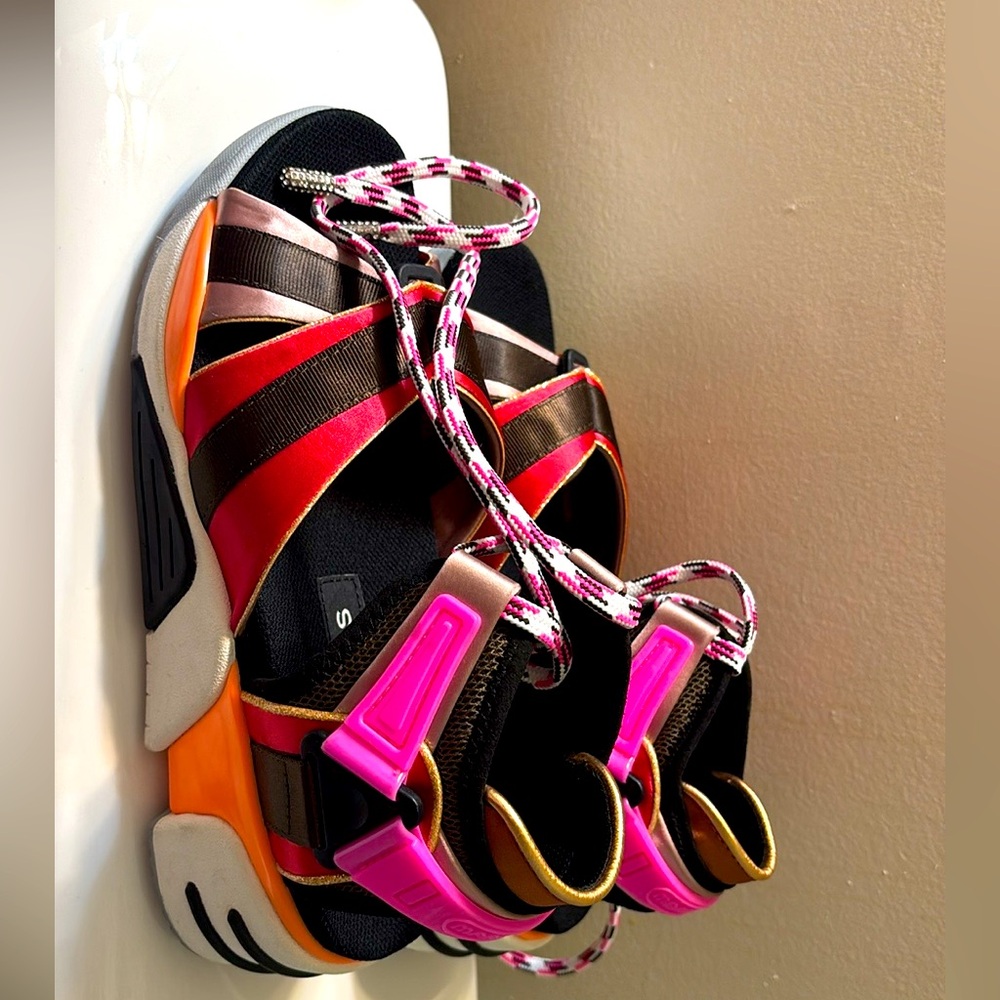 Marc Jacobs Somewhere 2025 Sandals - Size 38, Bold Colorblock Design